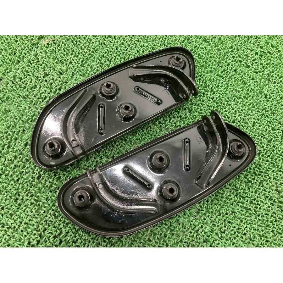 FLHRXS1750 ステップボード 左右 ハーレー 純正 中古 バイク 部品