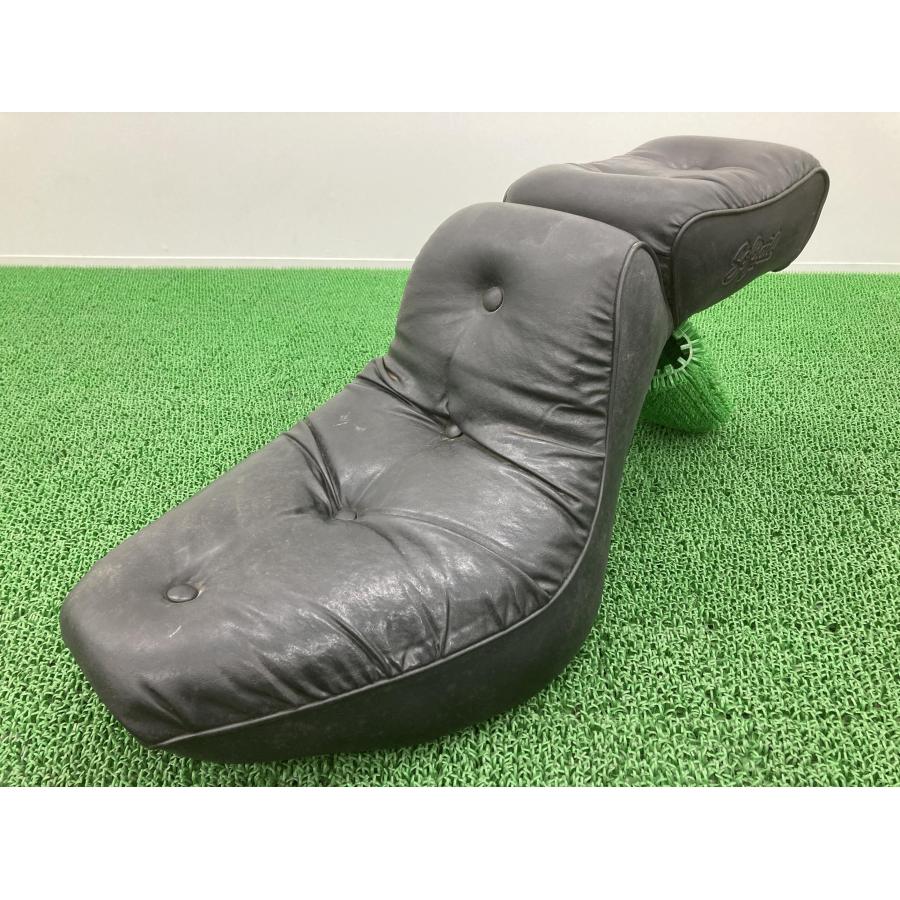 FXSTC1340 シート ハーレー 純正 中古 バイク 部品 ソフテイルカスタム