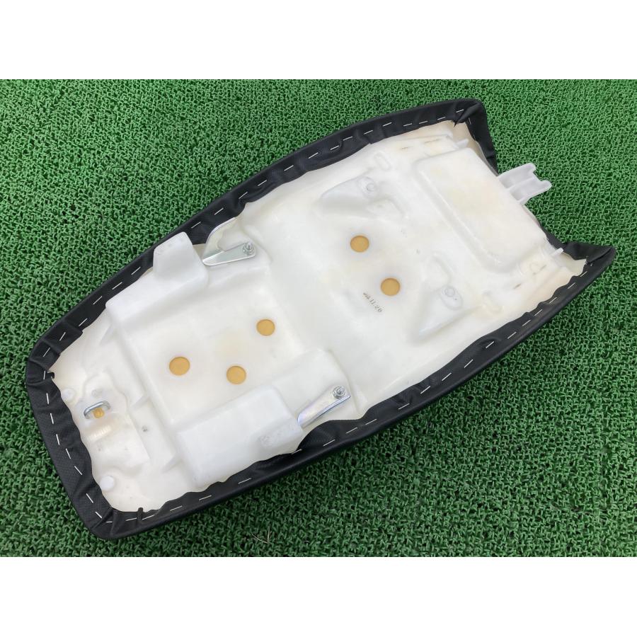 ホンダ（HONDA） CB400SF シート MCE 純正 中古 バイク 部品 NC42