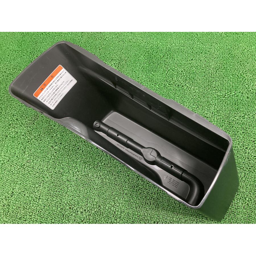 FLTRX103 パニアケース 右 79093-93B/79106-03A ハーレー 純正 79093-93B 79106-03A ブラックデニム ツーリング 【中古】 50 FLTRX103 パニアケース 右 79093-93B/79106-03A ハーレー 純正 中古