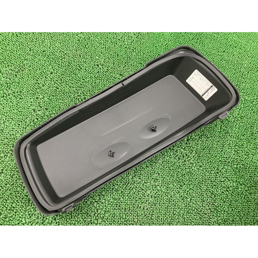 FLTRX103 パニアケースリッドカバー 右 79092-93B/79104-03A ハーレー 純正 中古 79092-93B 79104-03A ブラックデニム ツーリング 37_2