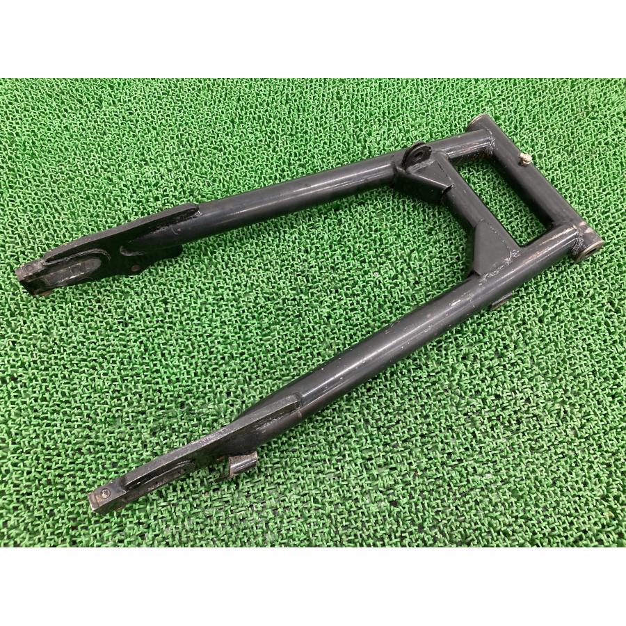 カワサキ（Kawasaki） KH250 スイングアーム 純正 中古 バイク 部品