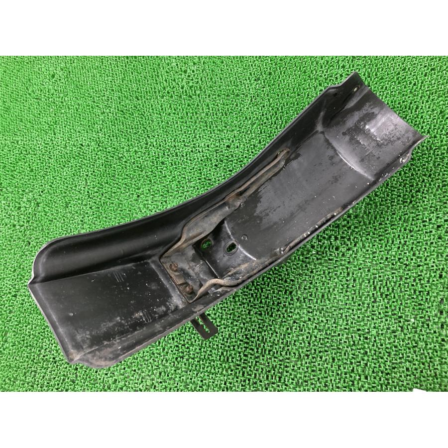 スズキ（SUZUKI） GSX400Eカタナ リアフェンダー 63113-44400