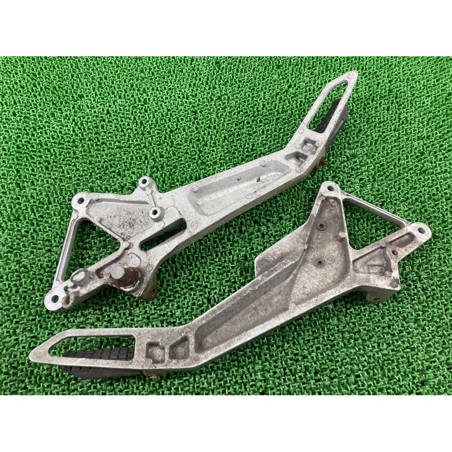 ホンダ（HONDA） ホーネット250 ステッププレート 左右 KEA 純正 中古
