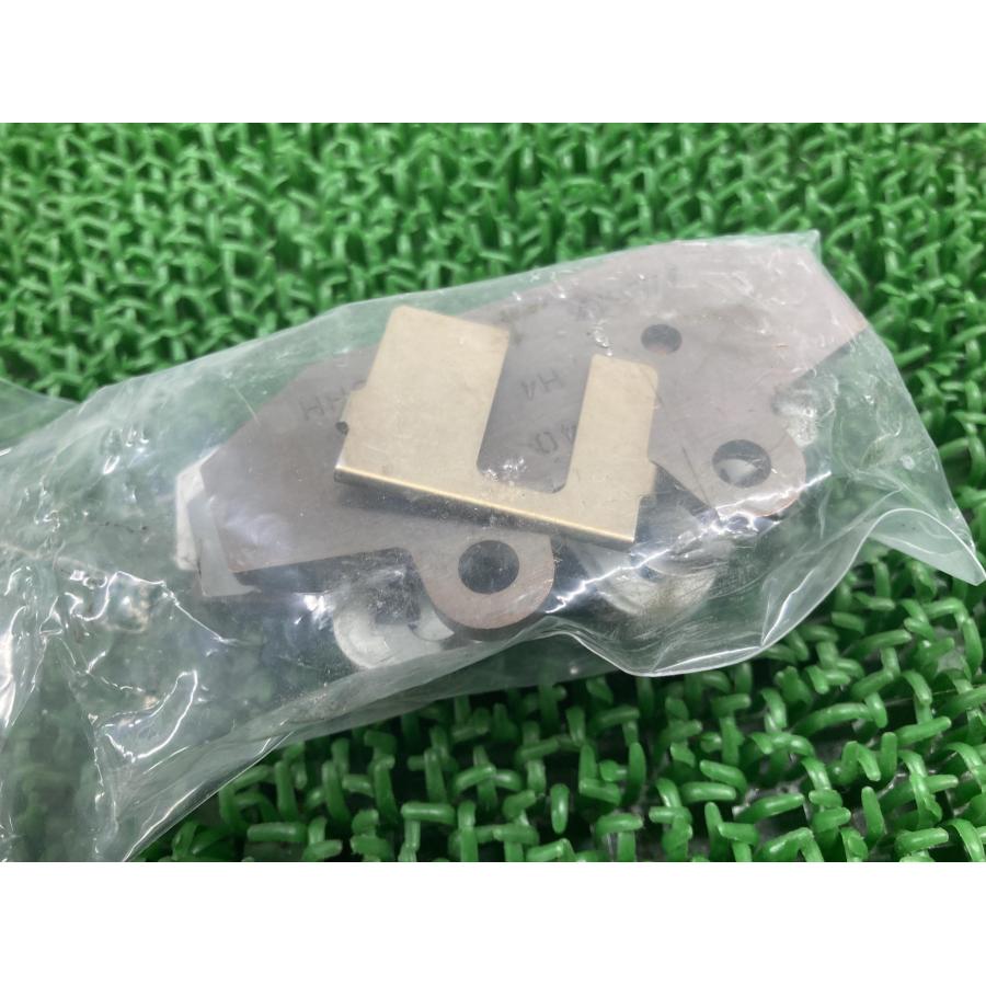 ソフテイル リアブレーキパッド 41300197 在庫有 即納 ハーレー 純正 新品 バイク 部品 18年以降ソフテイル 未使用 車検 ...