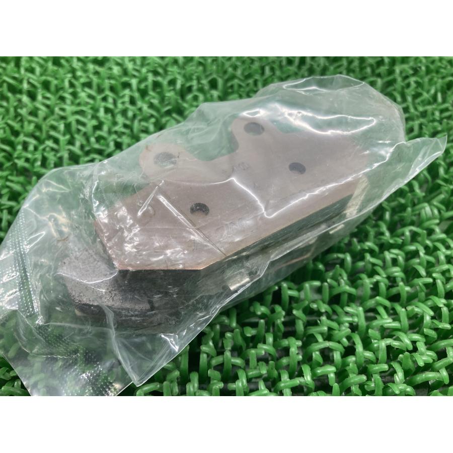 ソフテイル リアブレーキパッド 41300197 在庫有 即納 ハーレー 純正 新品 バイク 部品 18年以降ソフテイル 未使用 車検 ...
