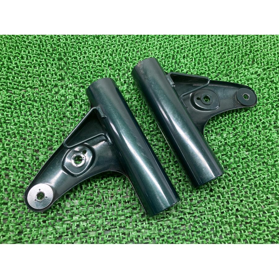 Kawasaki Z650 KZ650 左ヘッドライトステー 純正部品 未使用 Kawasaki Z650 KZ650 左ヘッドライトステー 純正部品 未使用