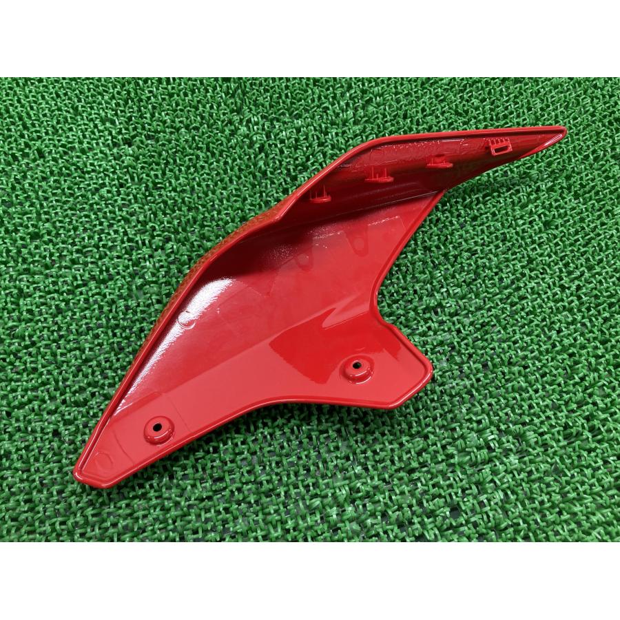 パニガーレV2 テールカウル 右 赤 482.1.247.1A ドゥカティ 純正 中古