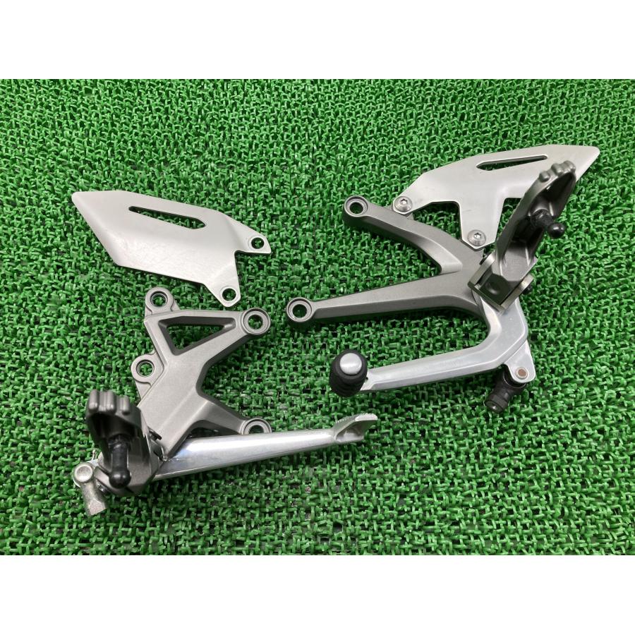 カワサキ NinjaH2 ステップ 左右 0994/1308 純正 中古 バイク 部品 