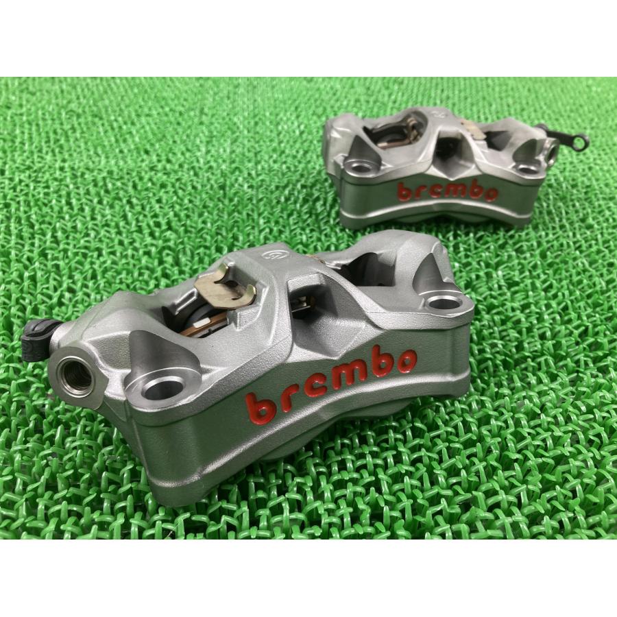 ホンダ CBR1000RR-RSP フロントブレーキキャリパー 左右 純正 ホンダ CBR1000RR-RSP フロントブレーキキャリパー 左右 純正