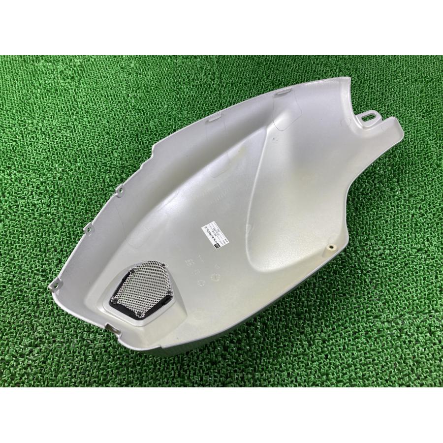 M696 M796 M1100 タンクカバー 右 銀 48032591B ドゥカティ 純正 中古
