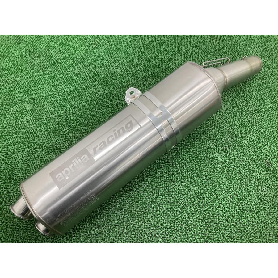 RSV1000 サイレンサーマフラー 8119565 アプリリア 純正 中古 バイク 部品 コケキズ無し 品薄 希少品 車検 Genuine 13 RSV1000 サイレンサーマフラー 8119565 アプリリア 純正 中古 バイク