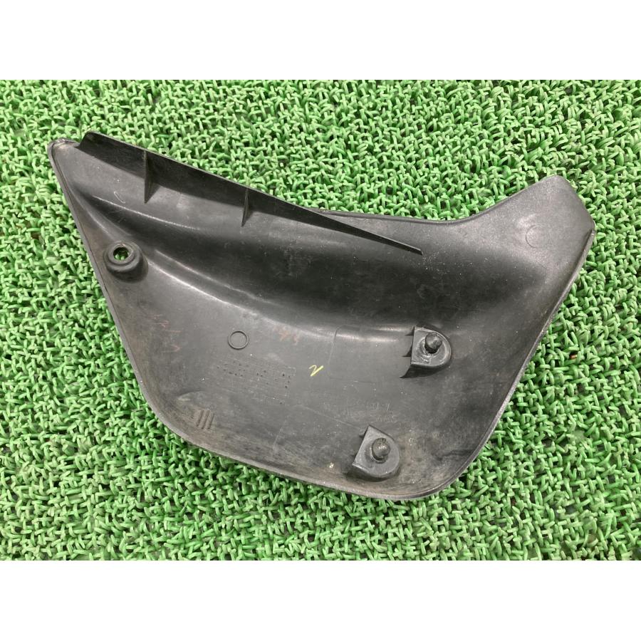 バンバン200 サイドカバー 左 黒M 13G0 スズキ 純正 中古 バイク 部品 GW71A VanVan 割れ欠け無し 品薄 希少品 車検 Genuine 11_2