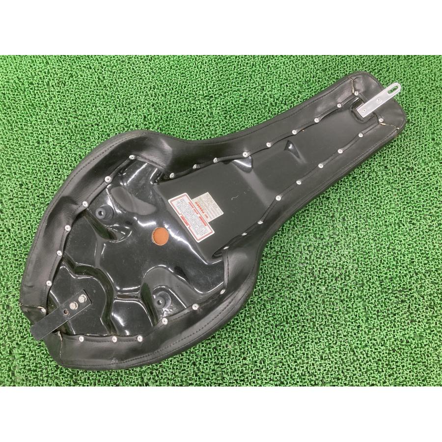 イージーライダース製ソフテイル シート 社外 中古 バイク 部品 イージーライダース製ソフテイル シート 社外 中古 バイク 部品