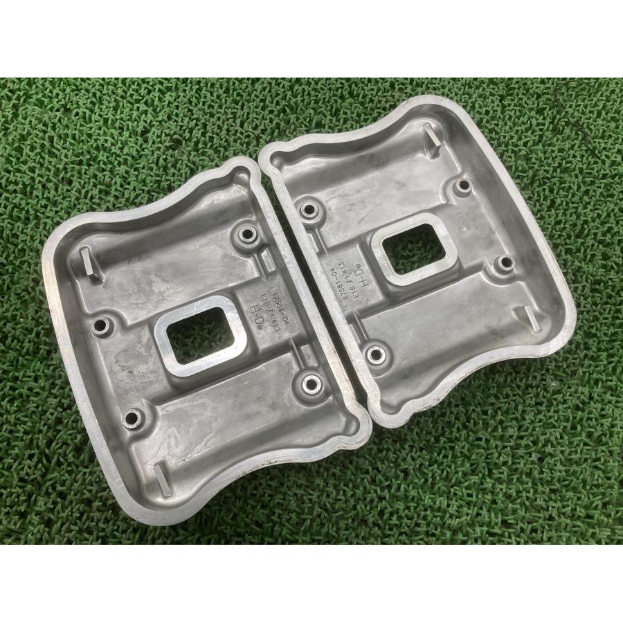 XL883 XL1200 ロッカーカバー 前後 17581-04 ハーレー 純正 中古 XL883 XL1200 ロッカーカバー 前後 17581-04 ハーレー 純正 中古