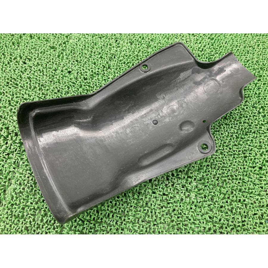 ヤマハ発動機 SR400 インナーリアフェンダー ヤマハ 純正 中古 バイク