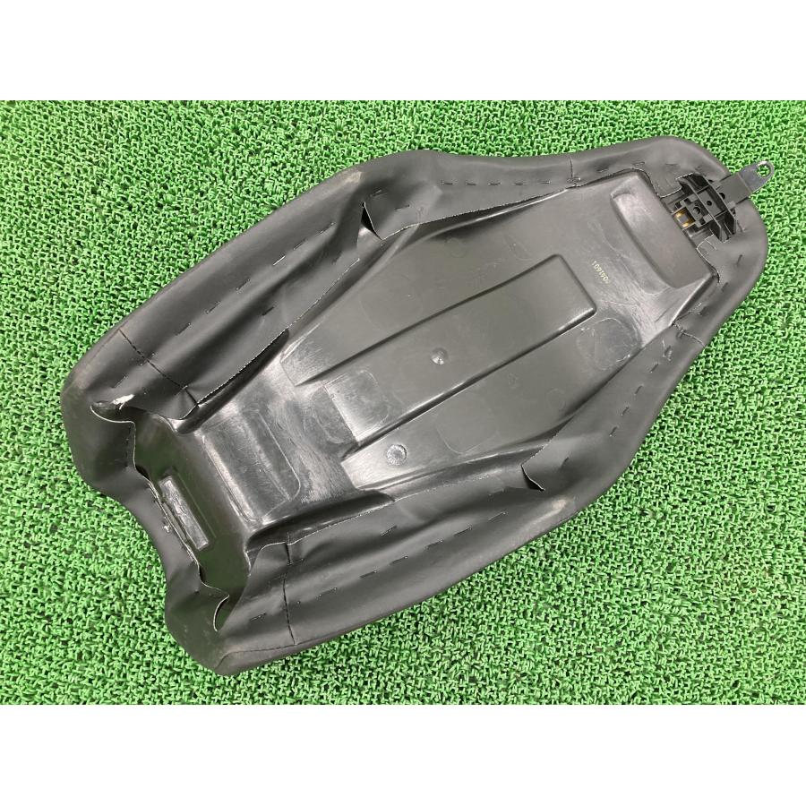 XG750 シート 25329 ハーレー 純正 中古 バイク 部品 ストリート750