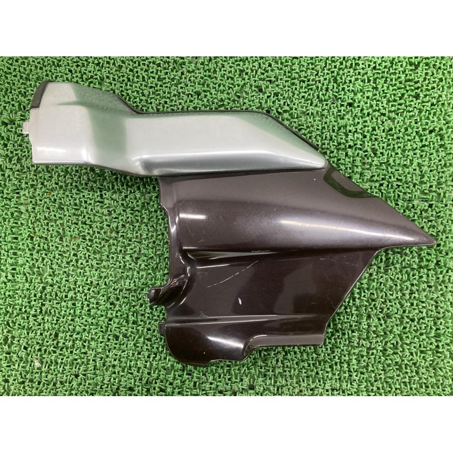 ホンダ（HONDA） GL1500 サイドカバー 左 紫M 純正 中古 バイク 部品