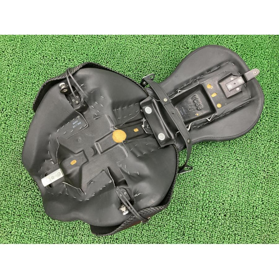 FLSTF1450 シート ハーレー 純正 中古 バイク 部品 ソフテイル
