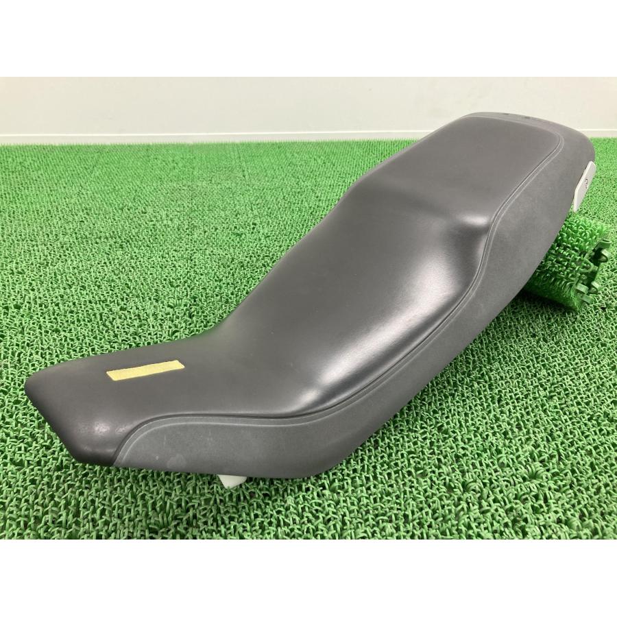 スヴァルトピレン401 シート JU191014 VBKJUJ406LC260 スヴァルトピレン401 シート JU191014 VBKJUJ406LC260