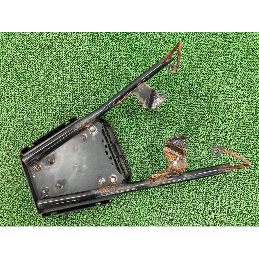 キジマ製NMAX125 リアキャリア 社外 バイク 部品 SG86J SED6J NMAX155 SG50J リアラック 荷台 【中古】 46 キジマ製NMAX125 リアキャリア 社外 中古 バイク 部品 SG86J SED6J