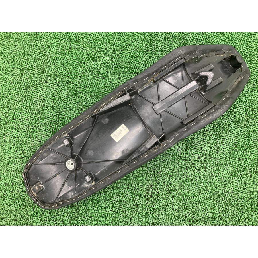 250EXC 450EXC 530EXC シート 78007040000 KTM 純正 SIX-DAYS 09年外し パワーパーツ 修復素材や張替えベースに 【中古】 35 250EXC 450EXC 530EXC シート 78007040000 KTM 純正 中古 バイク 部品