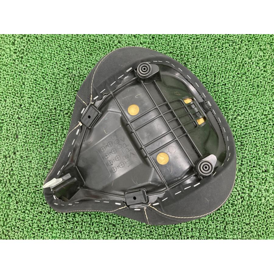 ヤマハ発動機 ボルト シート 1TP ヤマハ 純正 中古 バイク 部品 VN04J