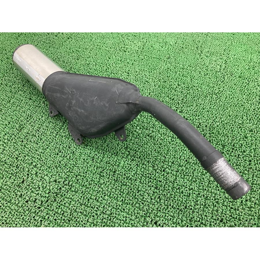 Dトラッカー KLX250 サイレンサーマフラー K422 カワサキ 純正 バイク 部品 LX250E コケキズ無し 品薄 希少品 【中古】 67 カワサキ（Kawasaki） Dトラッカー KLX250 サイレンサーマフラー K422