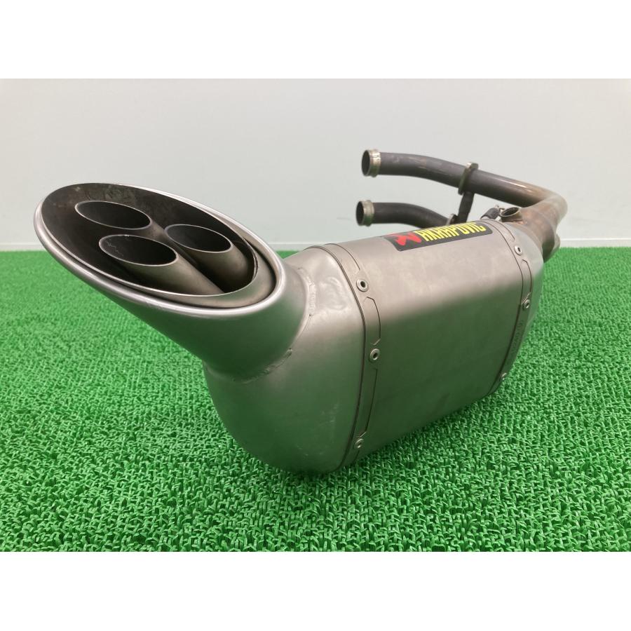 アクラポビッチ製MT-09 XSR900 マフラー M-HAF002/0240/92R アクラポビッチ製MT-09 XSR900 マフラー M-HAF002/0240/92R
