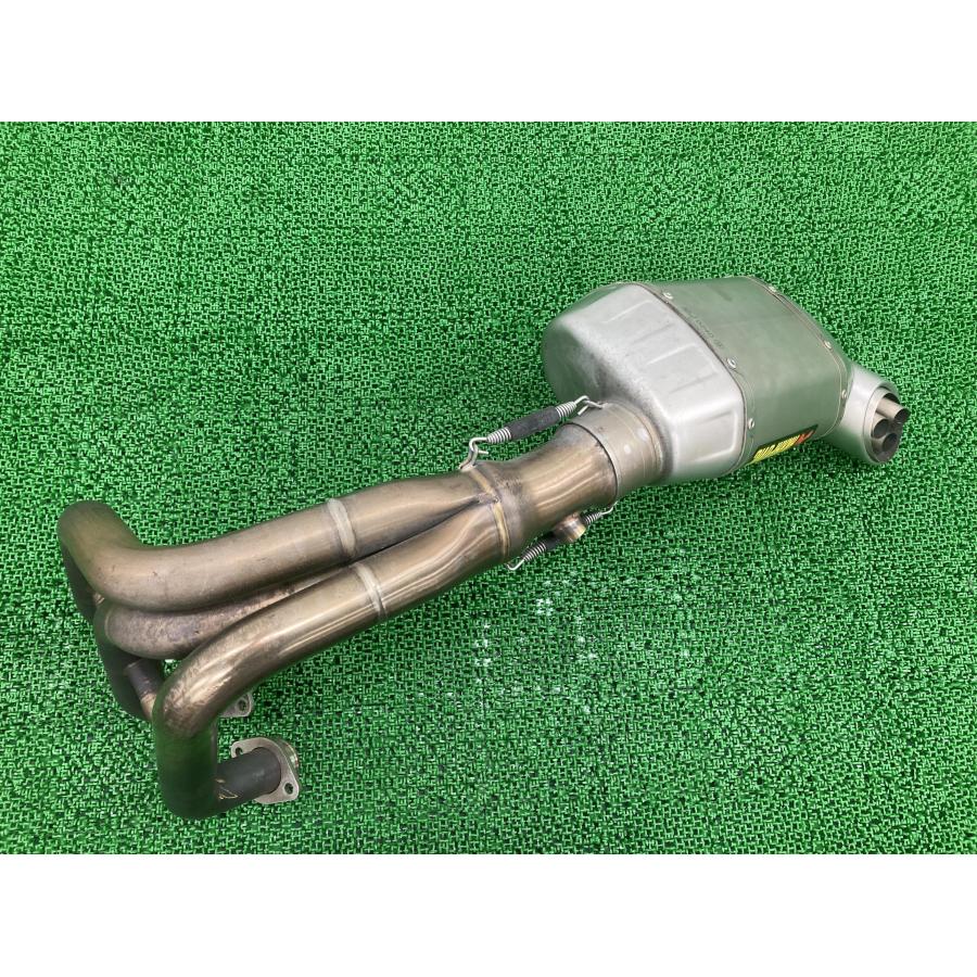 アクラポビッチ製MT-09 XSR900 マフラー M-HAF002/0240/92R アクラポビッチ製MT-09 XSR900 マフラー M-HAF002/0240/92R