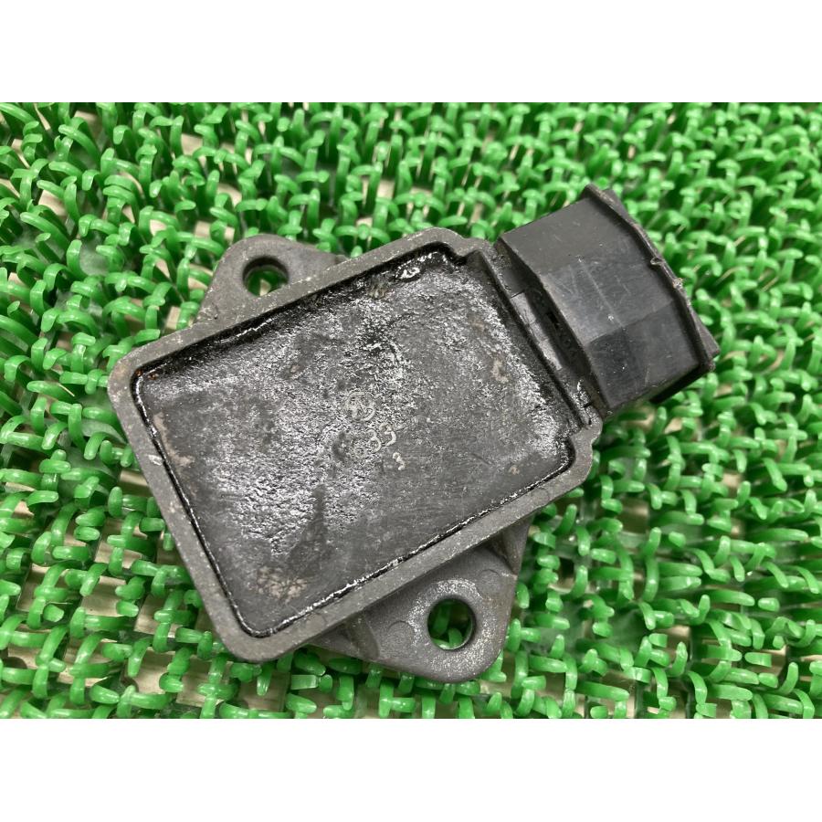 ホンダ（HONDA） フォルツァ レギュレター 純正 中古 バイク 部品