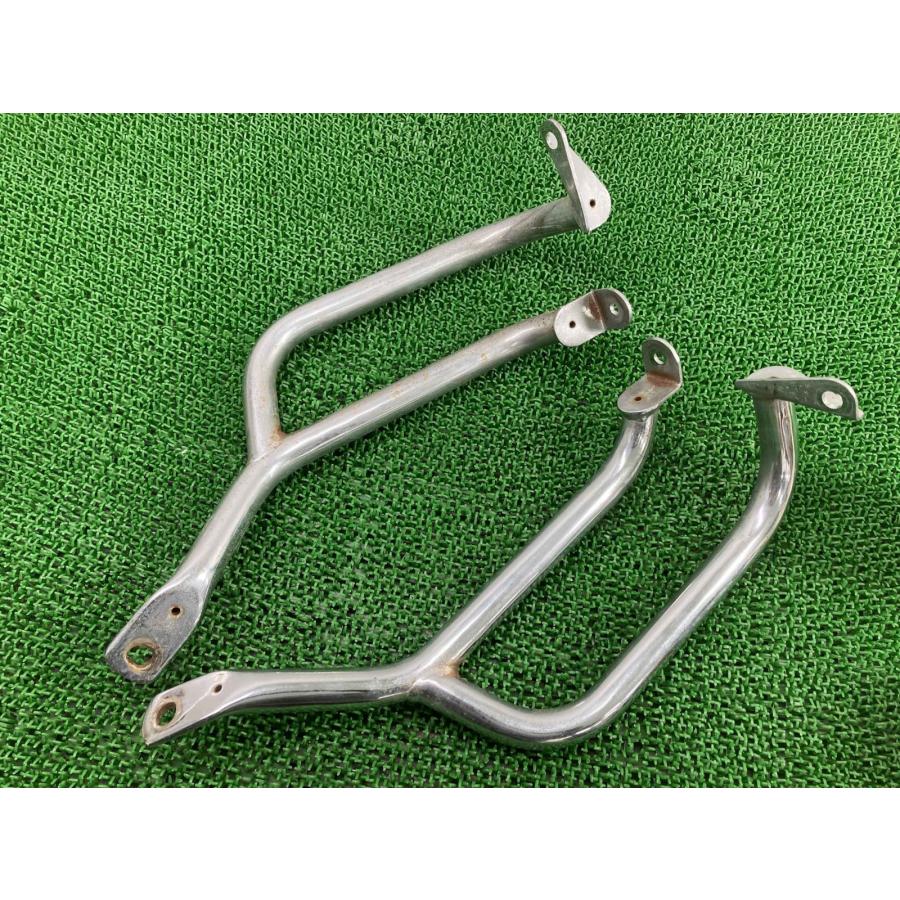 CXユーロ エンジンガード 左右 MA1 ホンダ 純正 中古 NC08-1002 CX-EURO バンパー クラッシュガード 水冷縦置きVツイン wG ホンダ（HONDA） CXユーロ エンジンガード 左右 MA1 NC08-1002*** 純正