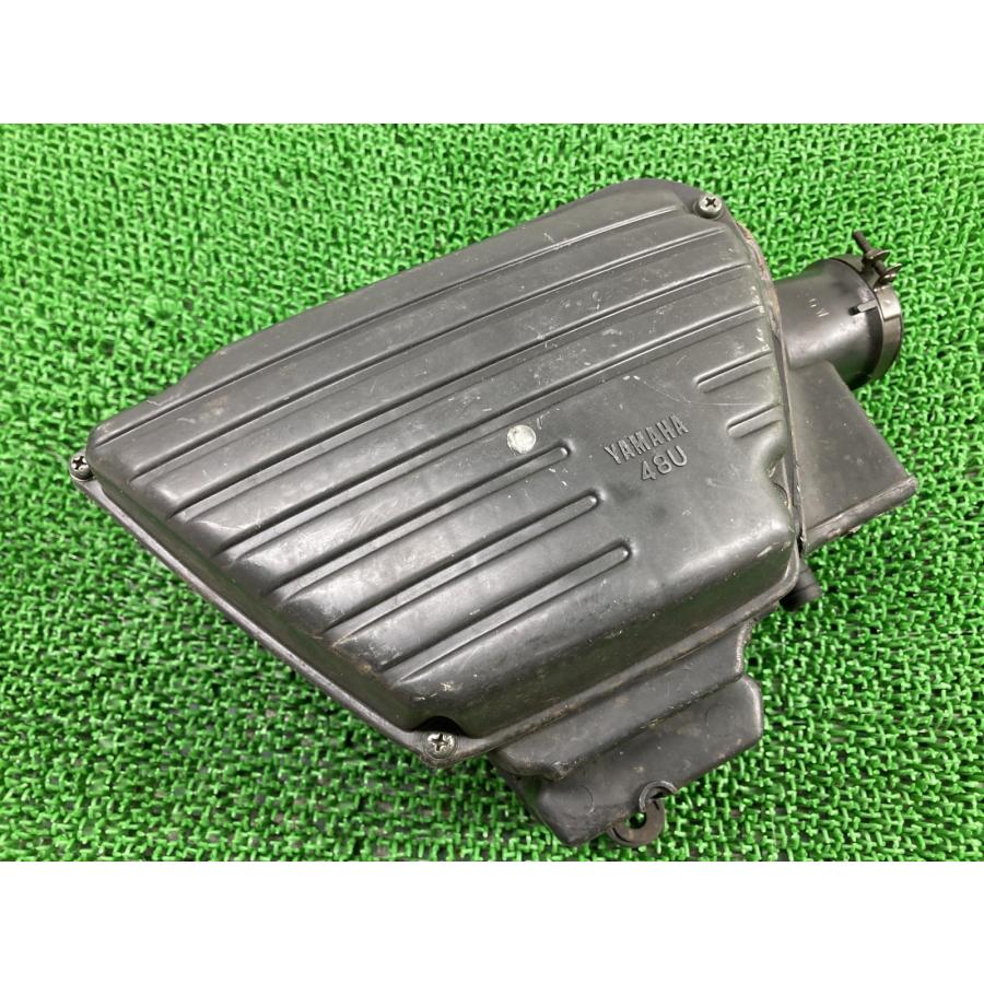 SR400 エアクリーナーボックス 48U ヤマハ 純正 中古 バイク 部品 RH01J 割れ欠け無し 品薄 希少品 車検 Genuine iL YAMAHA（ヤマハ） SR400 エアクリーナーボックス 48U 純正 中古 バイク