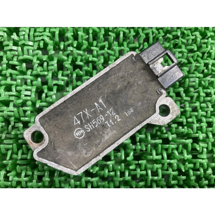 YAMAHA（ヤマハ） SRX400 レギュレター 純正 中古 バイク 部品 3VN 
