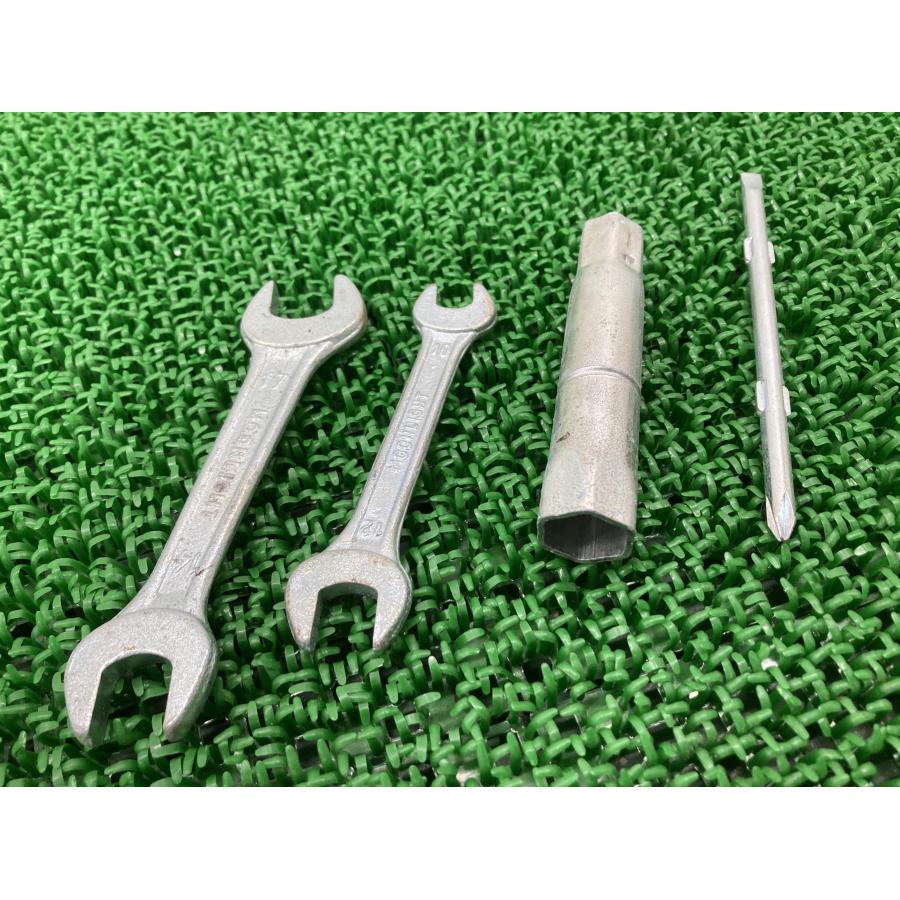 スズキ（SUZUKI） ジクサー150 車載工具 純正 中古 バイク 部品 NG4BG
