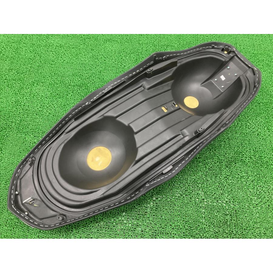 ヤマハ発動機 XMAX シート B74 ヤマハ 純正 中古 バイク 部品 SG42J X