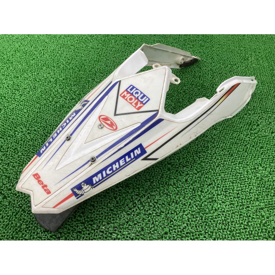 X-TRAINER リアフェンダー 白 85567 Beta 純正 バイク 部品 ベータ クロストレイナー カスタム素材に ペイント素材に 【中古】 8 X-TRAINER リアフェンダー 白 85567 Beta 純正 中古 バイク 部品