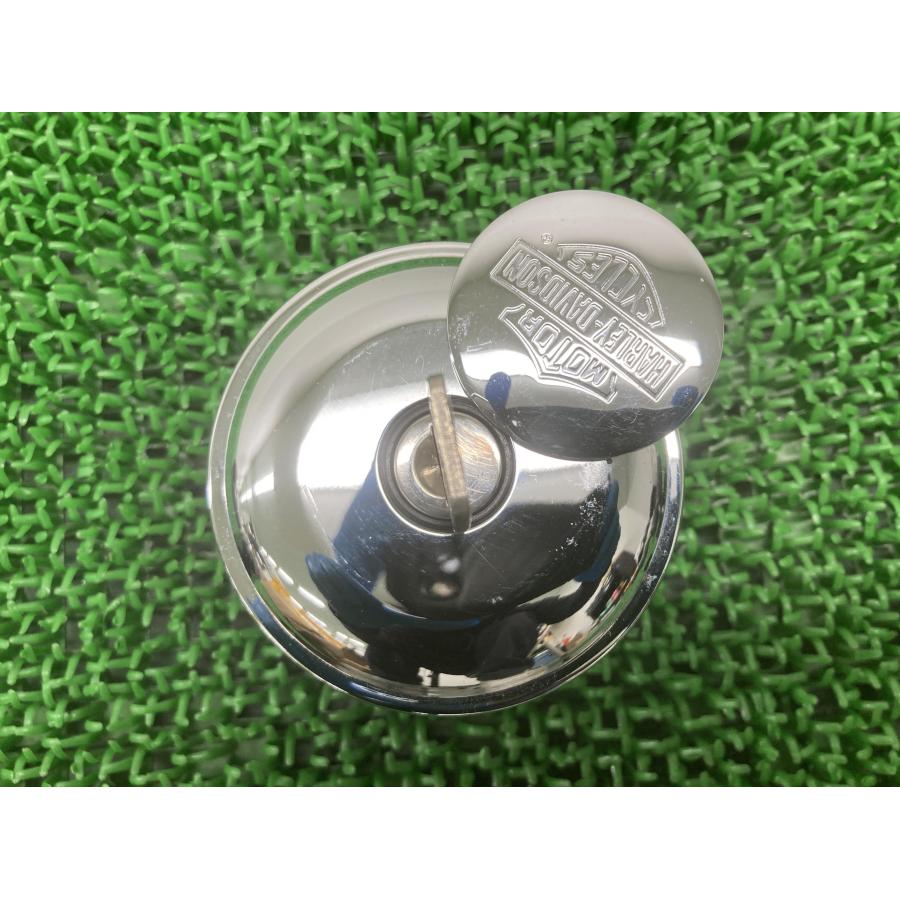 タンクキャップ 62803-97A ハーレー 純正 中古 バイク 部品 鍵付き