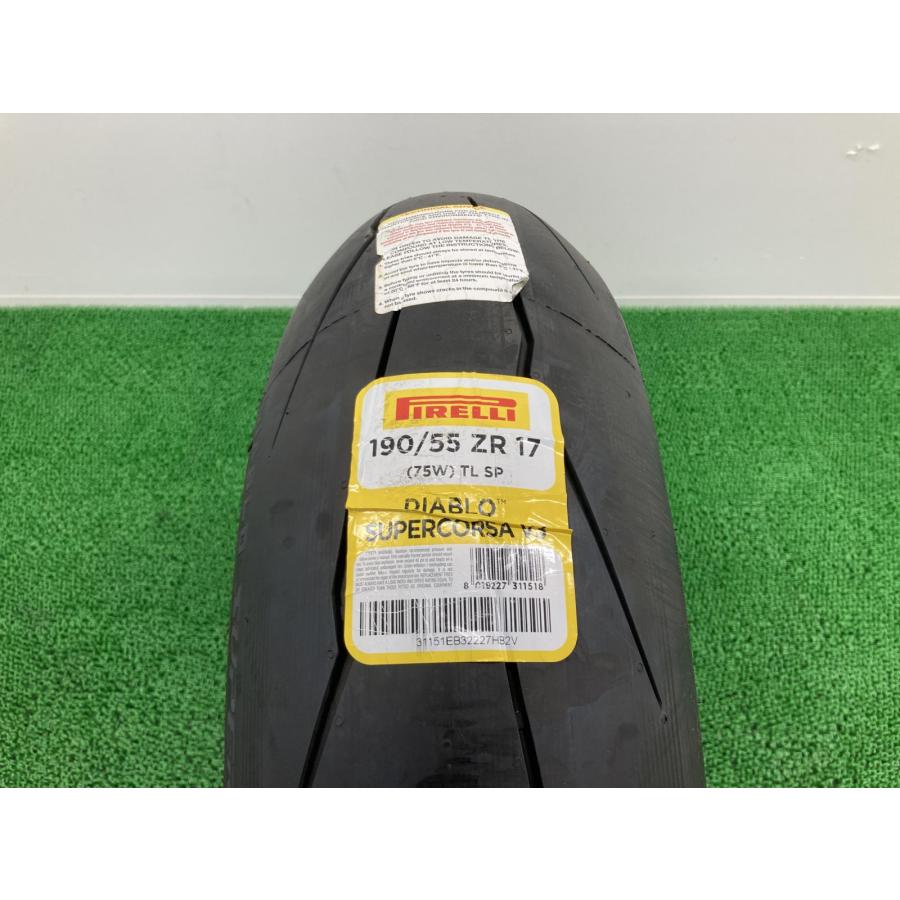 ピレリ製 リアタイヤ 在庫有 即納 社外 新品 バイク 部品 BMW S1000RR