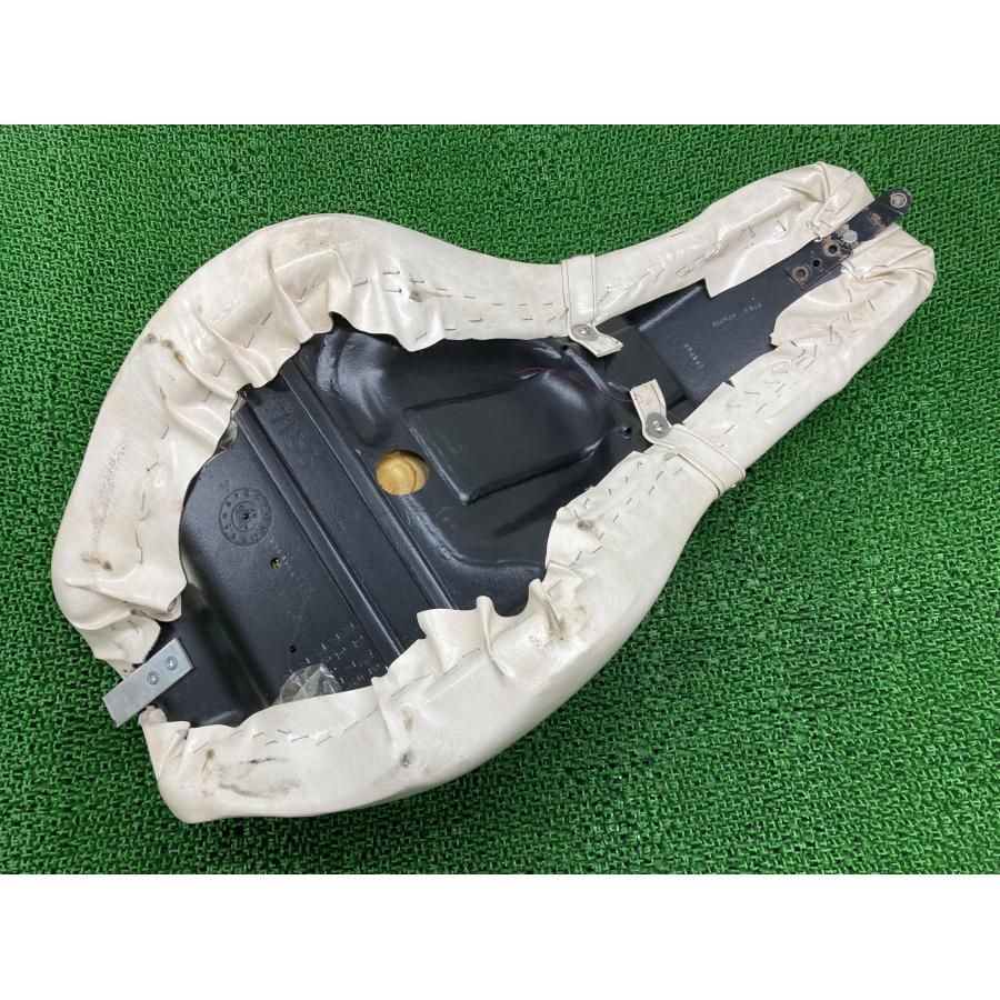 FXSTD1450 シート ハーレー 純正 中古 バイク 部品 ソフテイルデュース