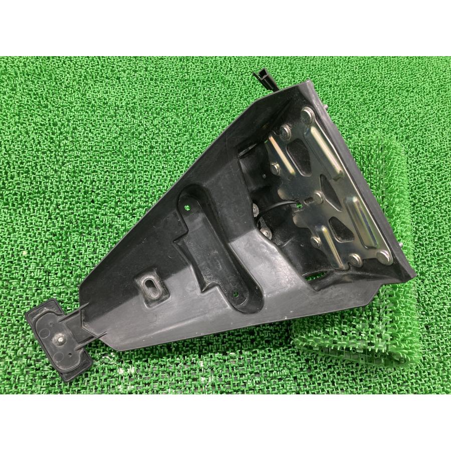 カワサキ（Kawasaki） ZRX1200ダエグ リアフェンダー 35019-0097 純正
