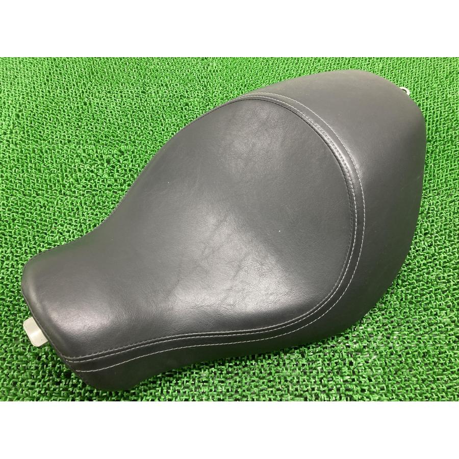 XL1200N シート ハーレー 純正 バイク 部品 スポーツスター ナイトスター 07年- コンディション良好 破れ無し 【中古】 4 XL1200N シート ハーレー 純正 中古 バイク 部品 スポーツスター