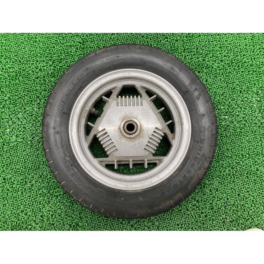 シグナス125 リアホイール ヤマハ 純正 バイク 部品 50V 2.50×10 ASAHI 当時物 曲がり無し 車検 Genuine 【中古】 92 ヤマハ発動機 シグナス125 リアホイール ヤマハ 純正 中古 バイク 部品
