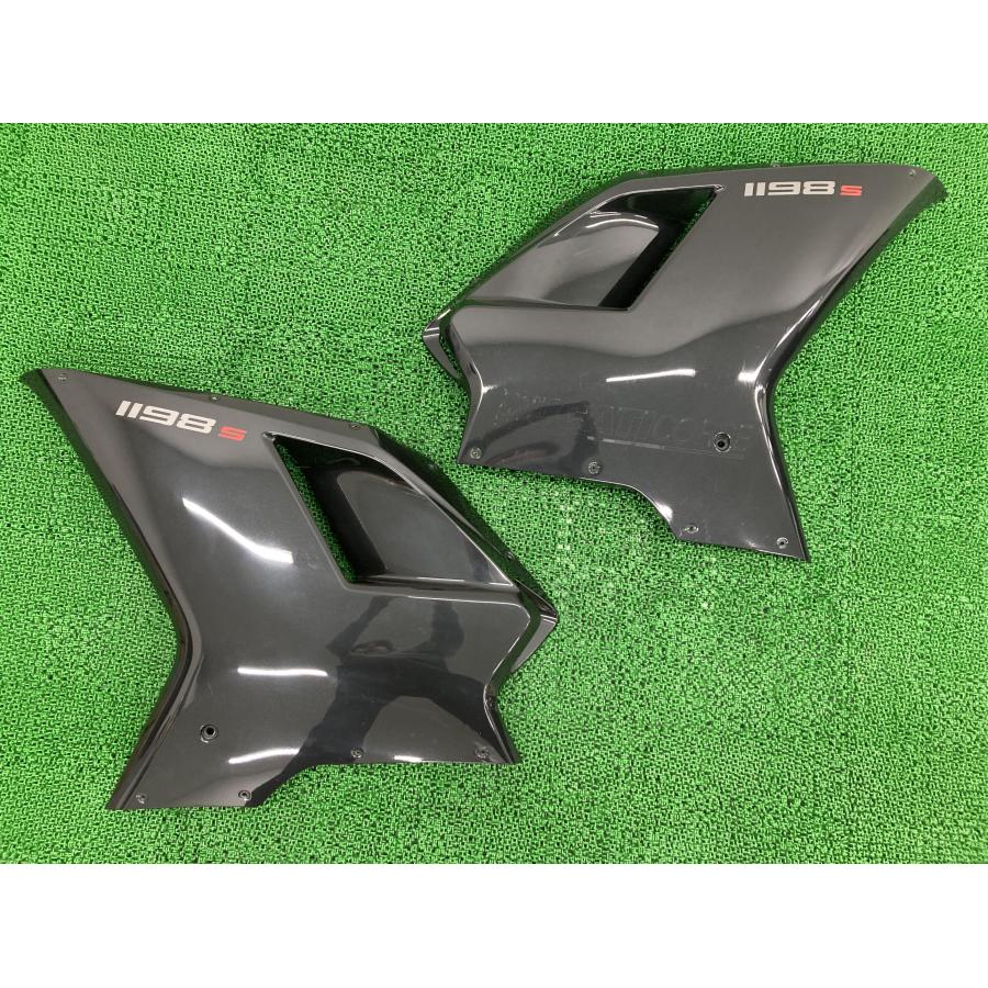 1198S サイドカウル 左右 黒M 480.3.227.3A/480.3.229.3A ドゥカティ
