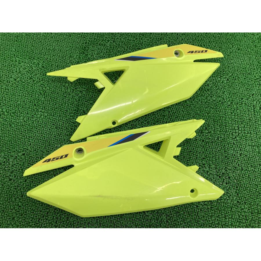 RM-Z450 サイドカウル 左右 黄 社外 バイク 部品 蛍光色 シートカウル サイドカバー 割れ欠け無し 品薄 希少品 【中古】 96 RM-Z450 サイドカウル 左右 黄 社外 中古 バイク 部品 蛍光色 シート