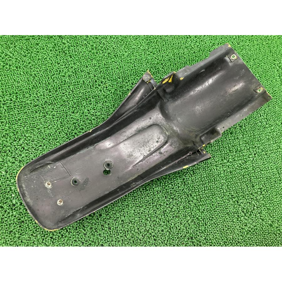 RMX250S リアフェンダー 黒 29E スズキ 純正 バイク 部品 SJ13A 割れ欠け無し 品薄 希少品 車検 Genuine 【中古】 91 スズキ（SUZUKI） RMX250S リアフェンダー 黒 29E 純正 中古 バイク