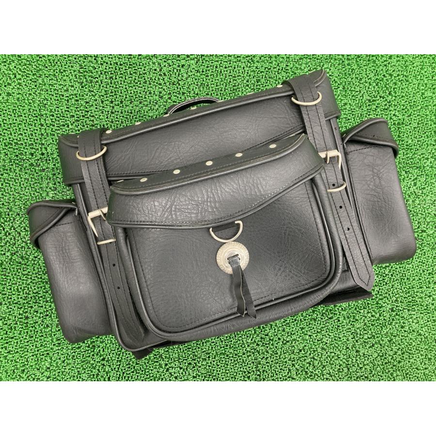 CORINOutlaw製 シーシーバーバッグ 社外 SW2643 バックレストバッグ ハーレー バルカン スティード ドラッグスターなどに 【中古】 92 CORINOutlaw製 シーシーバーバッグ 社外 中古 SW2643 バックレスト