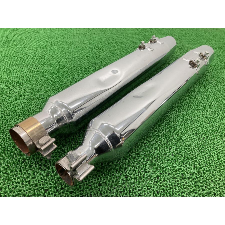 FLHR1750 サイレンサーマフラー 64900239/64900240 ハーレー 純正 64900239 64900240 ツーリング ロードキング 【中古】 83 FLHR1750 サイレンサーマフラー 64900239/64900240 ハーレー 純正 中古