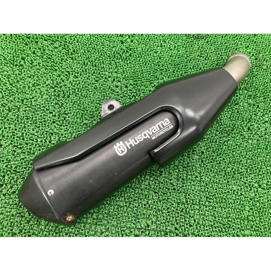 スヴァルトピレン401 サイレンサーマフラー 281.05.083.000
