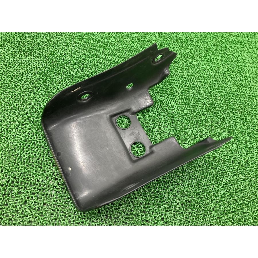 カワサキ（Kawasaki） エリミネーター400 リアフェンダー 深緑M 35023